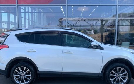 Toyota RAV4, 2016 год, 2 390 000 рублей, 7 фотография