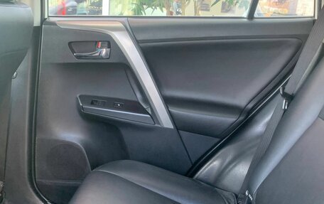 Toyota RAV4, 2016 год, 2 390 000 рублей, 23 фотография