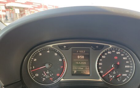 Audi A1, 2011 год, 890 000 рублей, 10 фотография