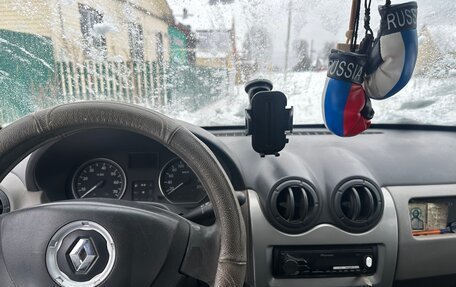 Renault Sandero I, 2010 год, 290 000 рублей, 5 фотография