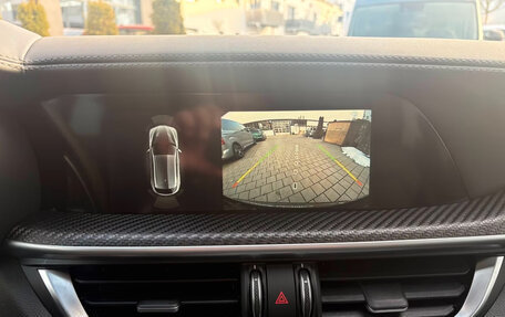 Alfa Romeo Stelvio, 2026 год, 14 500 000 рублей, 15 фотография