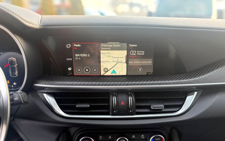 Alfa Romeo Stelvio, 2026 год, 14 500 000 рублей, 16 фотография