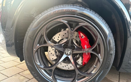 Alfa Romeo Stelvio, 2026 год, 14 500 000 рублей, 23 фотография