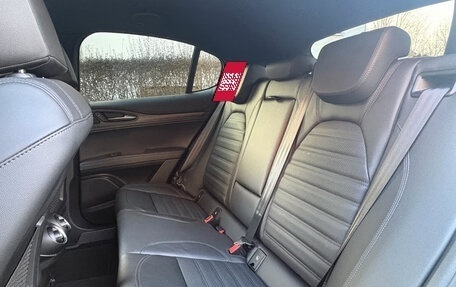 Alfa Romeo Stelvio, 2026 год, 14 500 000 рублей, 21 фотография