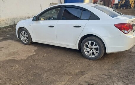 Chevrolet Cruze II, 2012 год, 600 000 рублей, 4 фотография