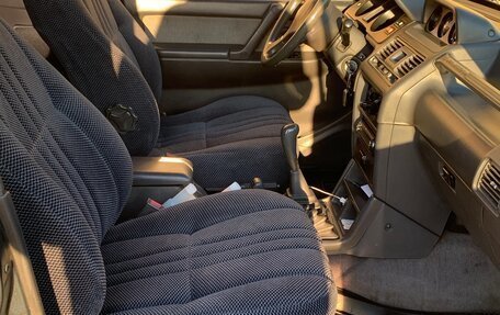 Mitsubishi Pajero III рестайлинг, 1993 год, 1 200 000 рублей, 2 фотография