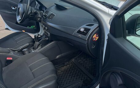 Renault Megane III, 2013 год, 780 000 рублей, 7 фотография