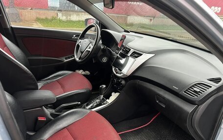 Hyundai Solaris II рестайлинг, 2011 год, 568 000 рублей, 8 фотография