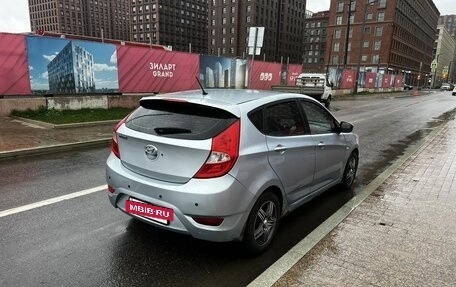 Hyundai Solaris II рестайлинг, 2011 год, 568 000 рублей, 6 фотография