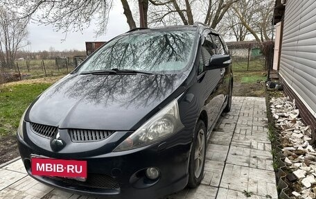 Mitsubishi Grandis, 2004 год, 800 000 рублей, 4 фотография