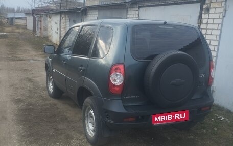 Chevrolet Niva I рестайлинг, 2012 год, 420 000 рублей, 5 фотография