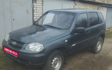 Chevrolet Niva I рестайлинг, 2012 год, 420 000 рублей, 6 фотография