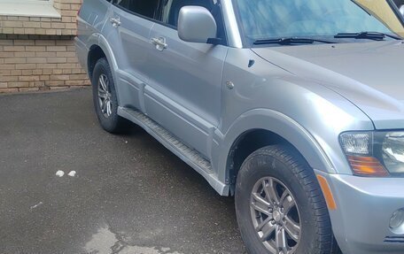 Mitsubishi Montero III, 2004 год, 1 200 000 рублей, 6 фотография