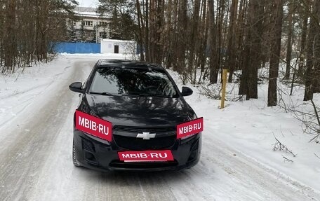 Chevrolet Cruze II, 2013 год, 530 000 рублей, 3 фотография