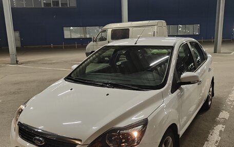 Ford Focus II рестайлинг, 2011 год, 865 000 рублей, 2 фотография