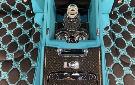 Rolls-Royce Cullinan, 2026 год, 69 950 000 рублей, 19 фотография