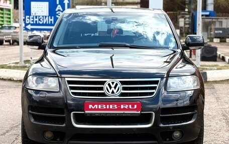 Volkswagen Touareg III, 2006 год, 950 000 рублей, 2 фотография