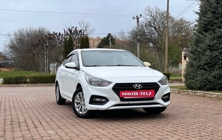 Hyundai Solaris II рестайлинг, 2018 год, 1 100 000 рублей, 2 фотография