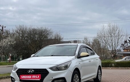 Hyundai Solaris II рестайлинг, 2018 год, 1 100 000 рублей, 4 фотография
