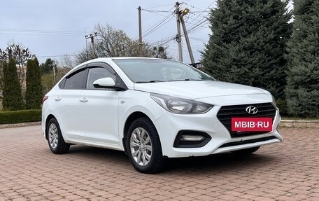 Hyundai Solaris II рестайлинг, 2018 год, 1 100 000 рублей, 5 фотография