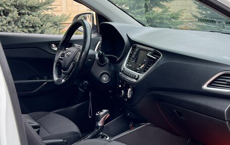 Hyundai Solaris II рестайлинг, 2018 год, 1 100 000 рублей, 17 фотография