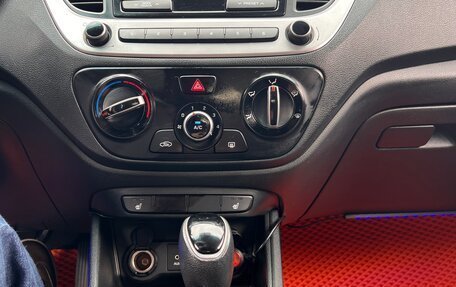 Hyundai Solaris II рестайлинг, 2018 год, 1 100 000 рублей, 19 фотография