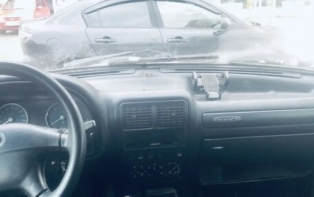 ГАЗ 31105 «Волга», 2006 год, 95 000 рублей, 5 фотография