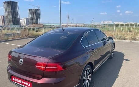 Volkswagen Passat B8 рестайлинг, 2018 год, 3 200 000 рублей, 2 фотография