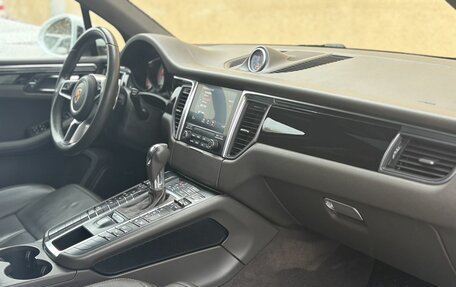 Porsche Macan I рестайлинг, 2017 год, 2 750 000 рублей, 7 фотография