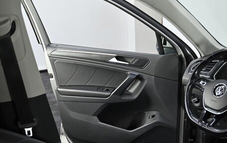 Volkswagen Tiguan II, 2019 год, 2 649 000 рублей, 14 фотография