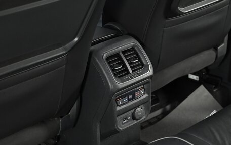 Volkswagen Tiguan II, 2019 год, 2 649 000 рублей, 8 фотография