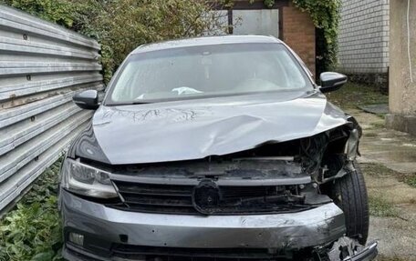 Volkswagen Jetta VI, 2015 год, 800 000 рублей, 1 фотография