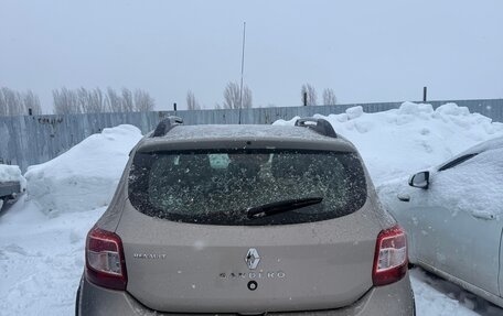 Renault Sandero II рестайлинг, 2017 год, 575 000 рублей, 1 фотография