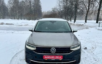 Volkswagen Tiguan II, 2021 год, 2 199 999 рублей, 1 фотография