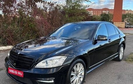 Mercedes-Benz S-Класс, 2005 год, 990 000 рублей, 1 фотография