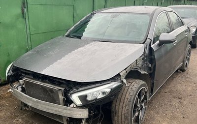 Mercedes-Benz A-Класс, 2019 год, 1 450 000 рублей, 1 фотография