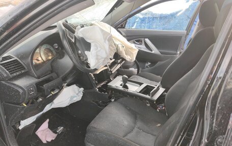 Toyota Camry, 2011 год, 250 000 рублей, 1 фотография