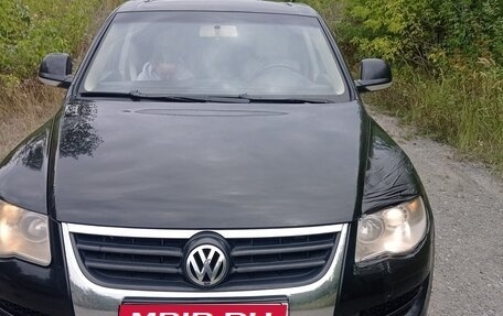 Volkswagen Touareg III, 2007 год, 640 000 рублей, 1 фотография