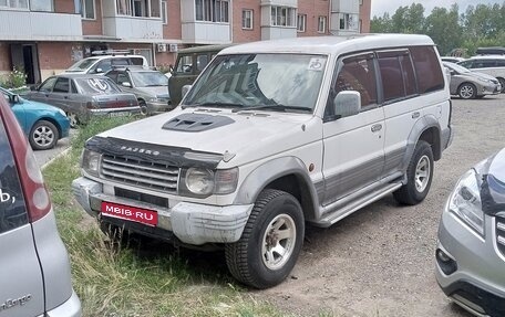 Mitsubishi Pajero III рестайлинг, 1993 год, 440 000 рублей, 1 фотография