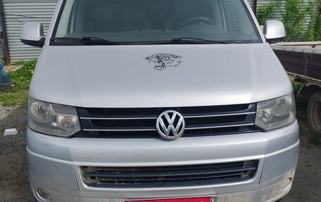 Volkswagen Caravelle T5, 2011 год, 1 100 000 рублей, 1 фотография