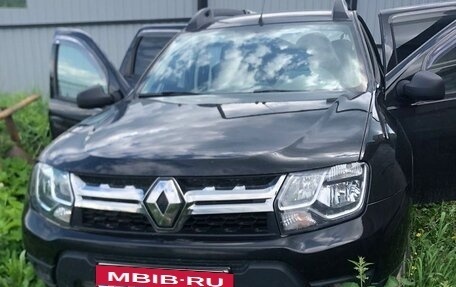 Renault Duster I рестайлинг, 2017 год, 650 000 рублей, 1 фотография