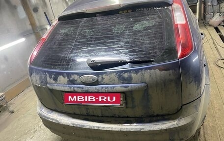 Ford Focus II рестайлинг, 2005 год, 130 000 рублей, 1 фотография