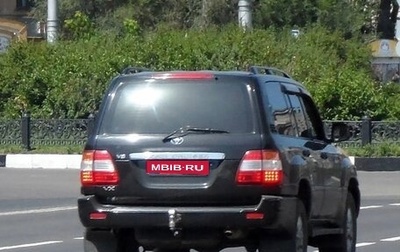 Toyota Land Cruiser 100 рестайлинг 2, 2006 год, 2 500 000 рублей, 1 фотография