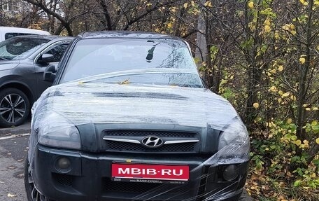 Hyundai Tucson III, 2008 год, 300 000 рублей, 1 фотография