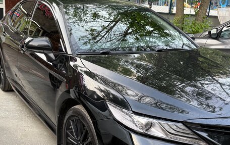 Toyota Camry, 2021 год, 3 450 000 рублей, 1 фотография