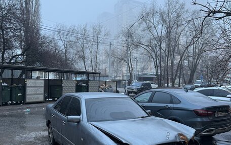 Mercedes-Benz E-Класс, 1997 год, 170 000 рублей, 1 фотография