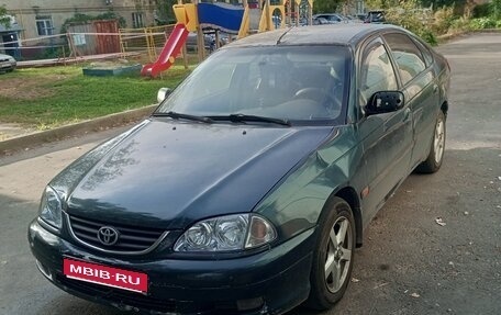 Toyota Avensis III рестайлинг, 2001 год, 170 000 рублей, 1 фотография