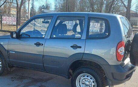 Chevrolet Niva I рестайлинг, 2011 год, 690 000 рублей, 1 фотография