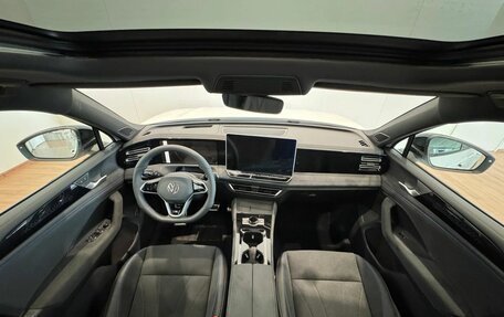 Volkswagen Tiguan, 2025 год, 5 150 000 рублей, 13 фотография