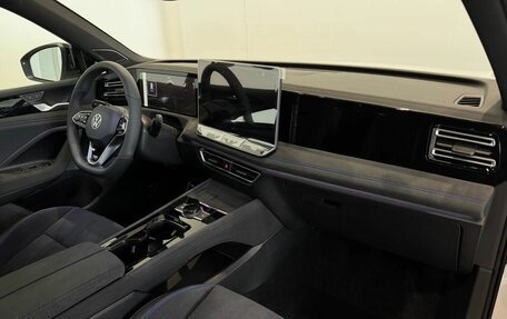 Volkswagen Tiguan, 2025 год, 5 150 000 рублей, 16 фотография